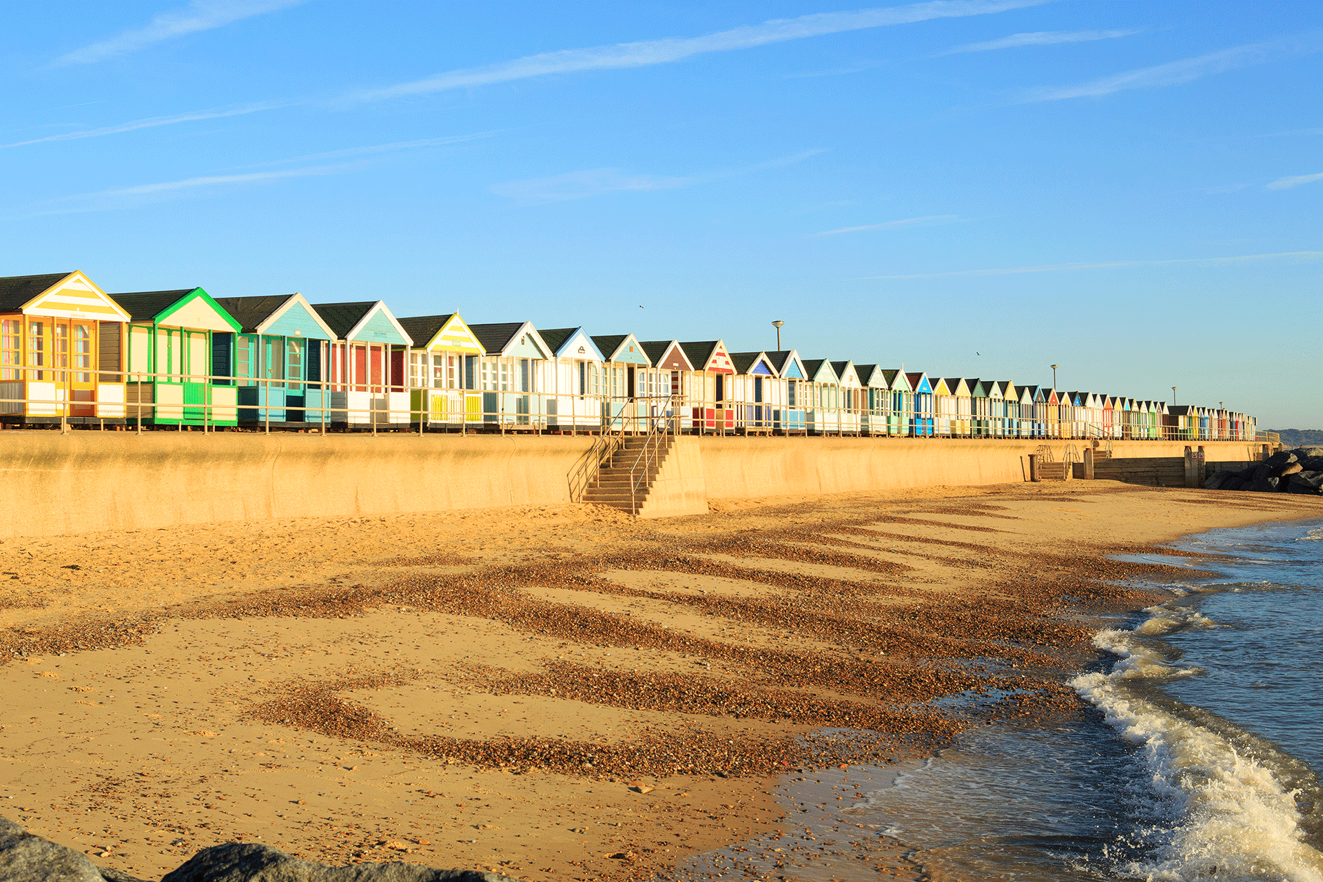 beach-huts-in-summer