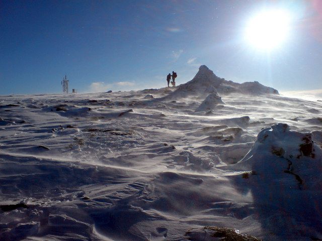 cairngorm_summit_-_geograph.org.uk_-_371211
