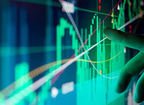 finger-pointing-chart-screen