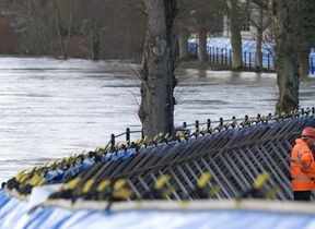 flood-defence-barriers