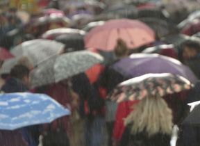 heavy-rainfall-and-umbrellas