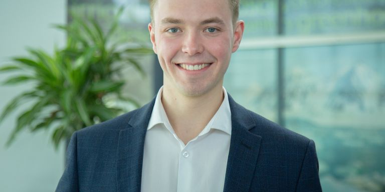 josh-macholl-rounded-corners