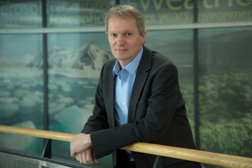 professor-albert-klein-tank